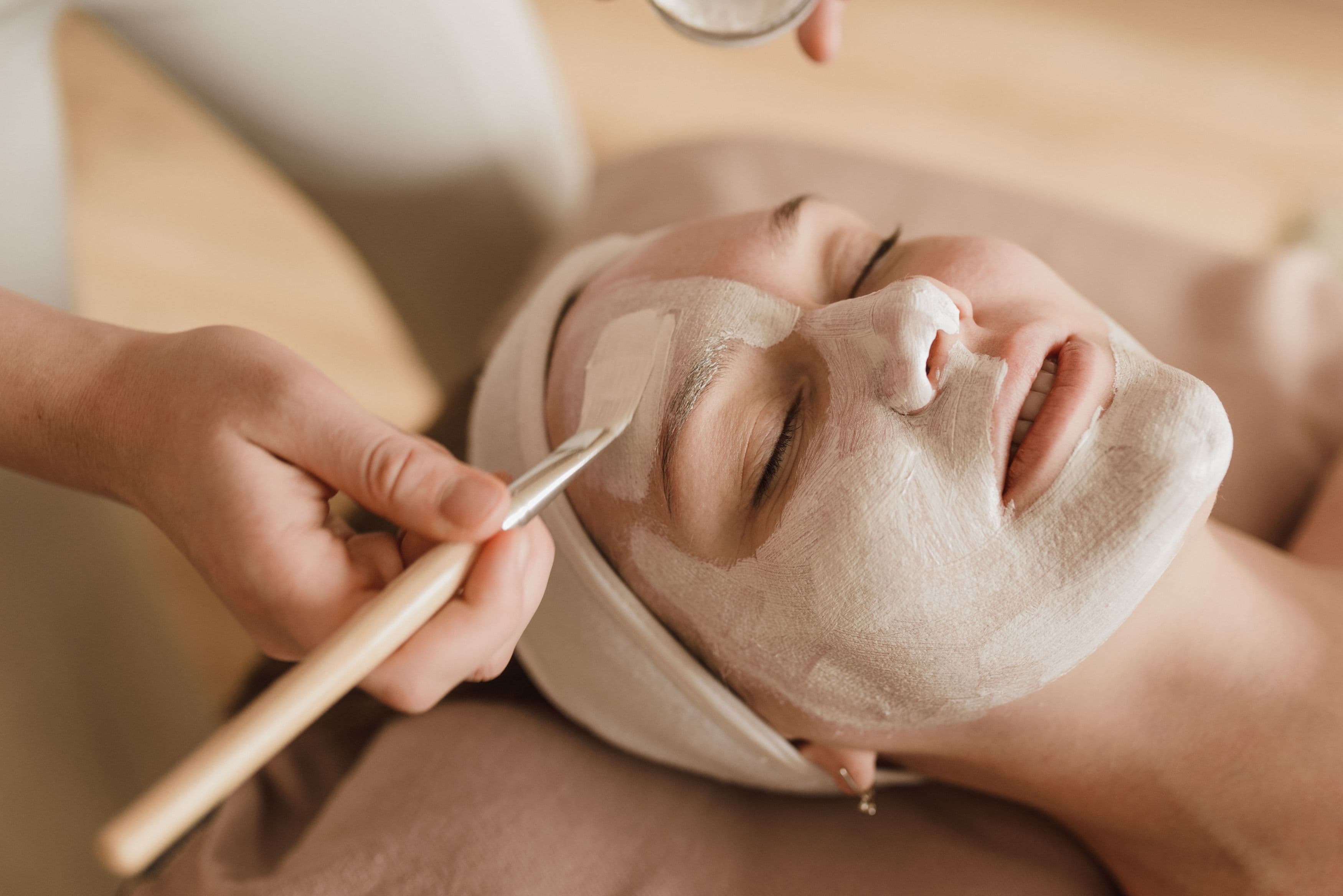 New Jersey Nail Salons Adopt Safer Ventilation Standards Amid Client Demand